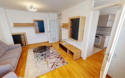 Najam- Stan 85m2 – Vrbik- Kninski trg