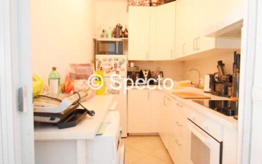 Prodaja-Stan 48m2- Središće