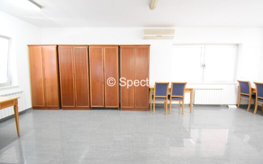 Zakup- Poslovni prostor 79m2- Remetinec